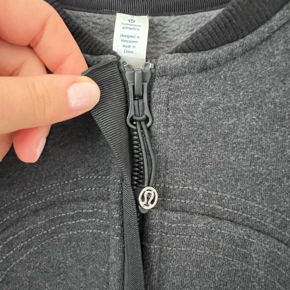 Lululemon Scuba Full Zip | Limited Winter Edition 2013 - Picture 5 of 5